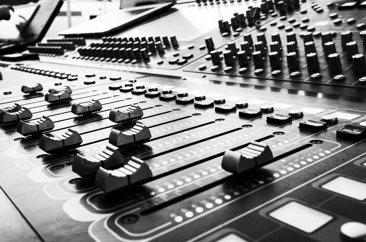 How to Nail Your Next New Episode Release (Without Burning Out or Ghosting Your Audience)